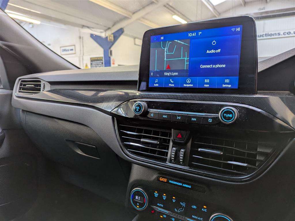 <p>2021 FORD KUGA ST-LINE ED EBLUE 4X4</p>