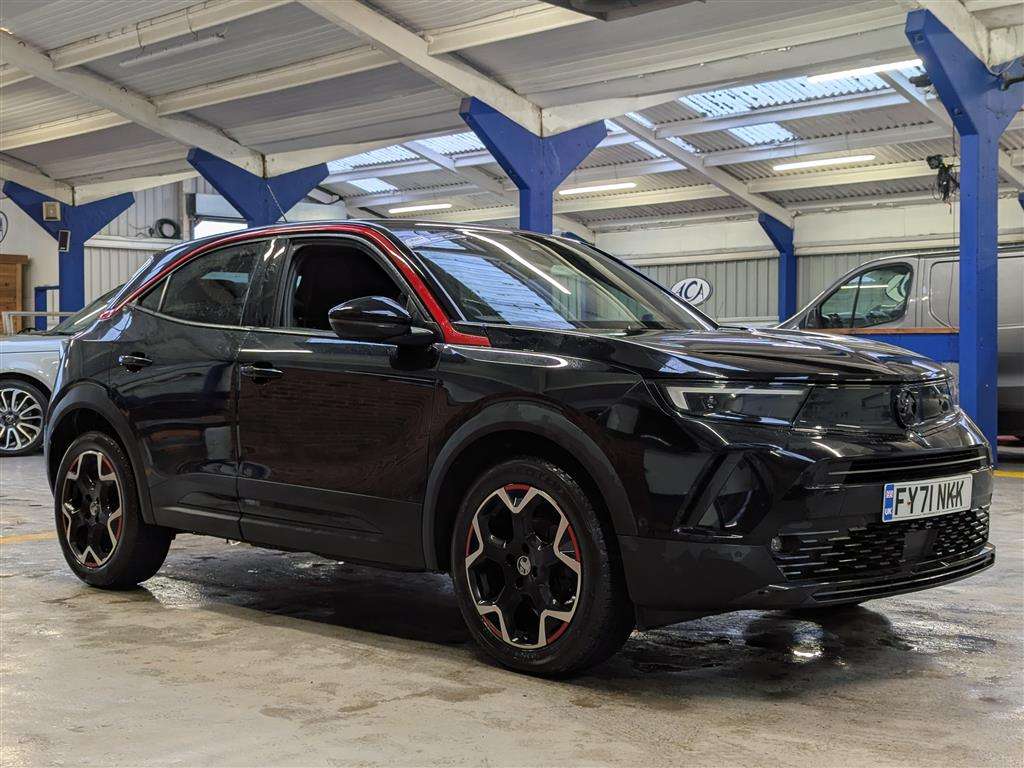 <p>2021 VAUXHALL MOKKA SRI NAV PREMIUM TUR</p>
