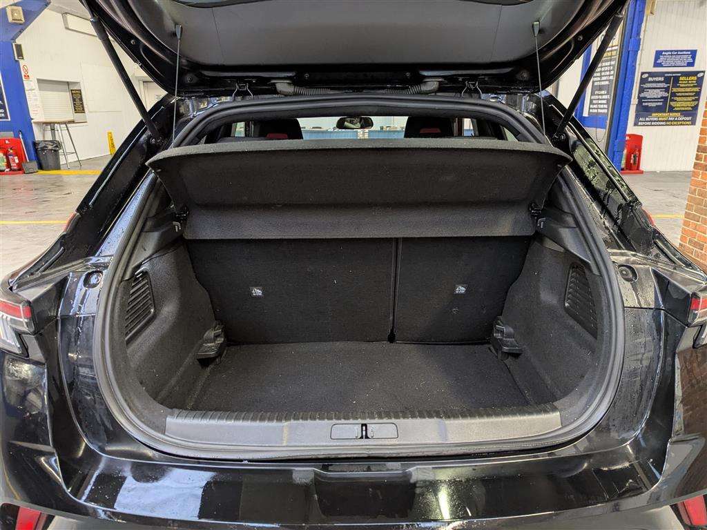 <p>2021 VAUXHALL MOKKA SRI NAV PREMIUM TUR</p>