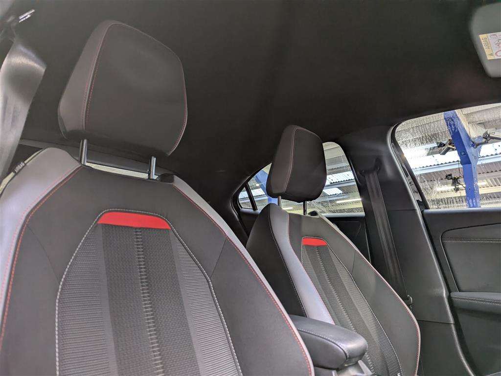 <p>2021 VAUXHALL MOKKA SRI NAV PREMIUM TUR</p>