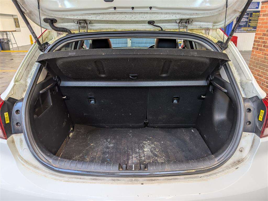 <p>2017 KIA RIO FIRST EDITION</p>