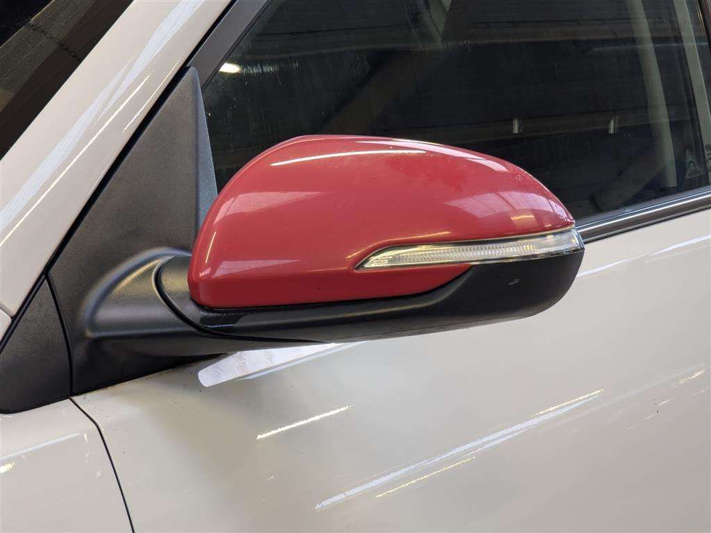 <p>2017 KIA RIO FIRST EDITION</p>