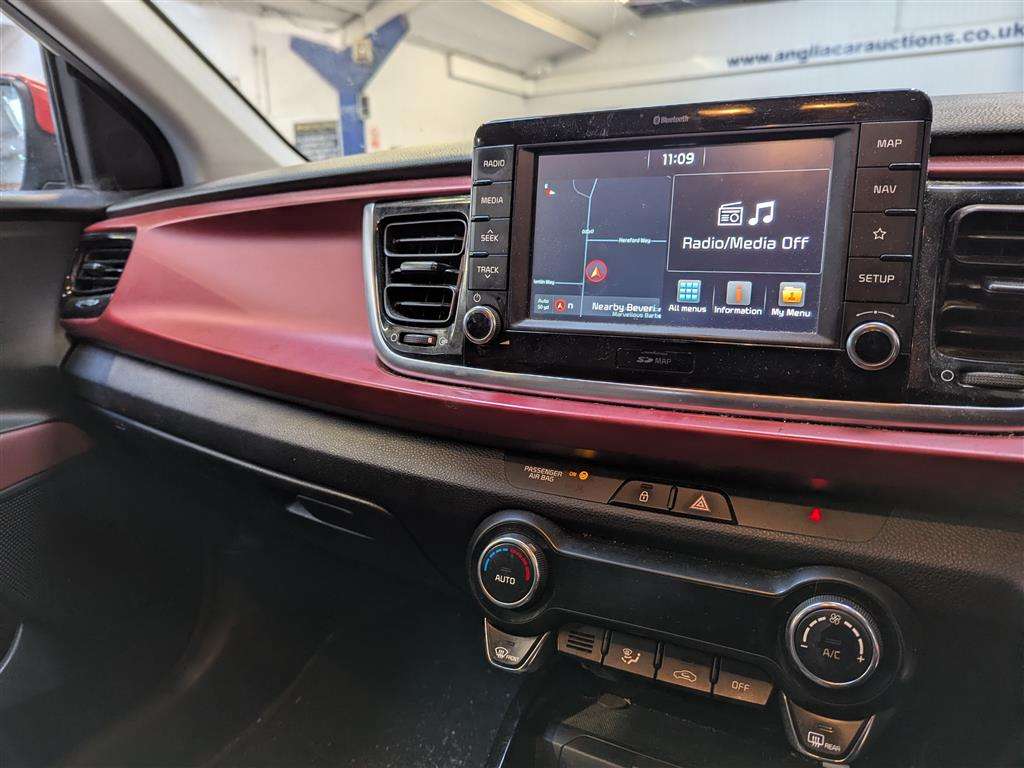 <p>2017 KIA RIO FIRST EDITION</p>