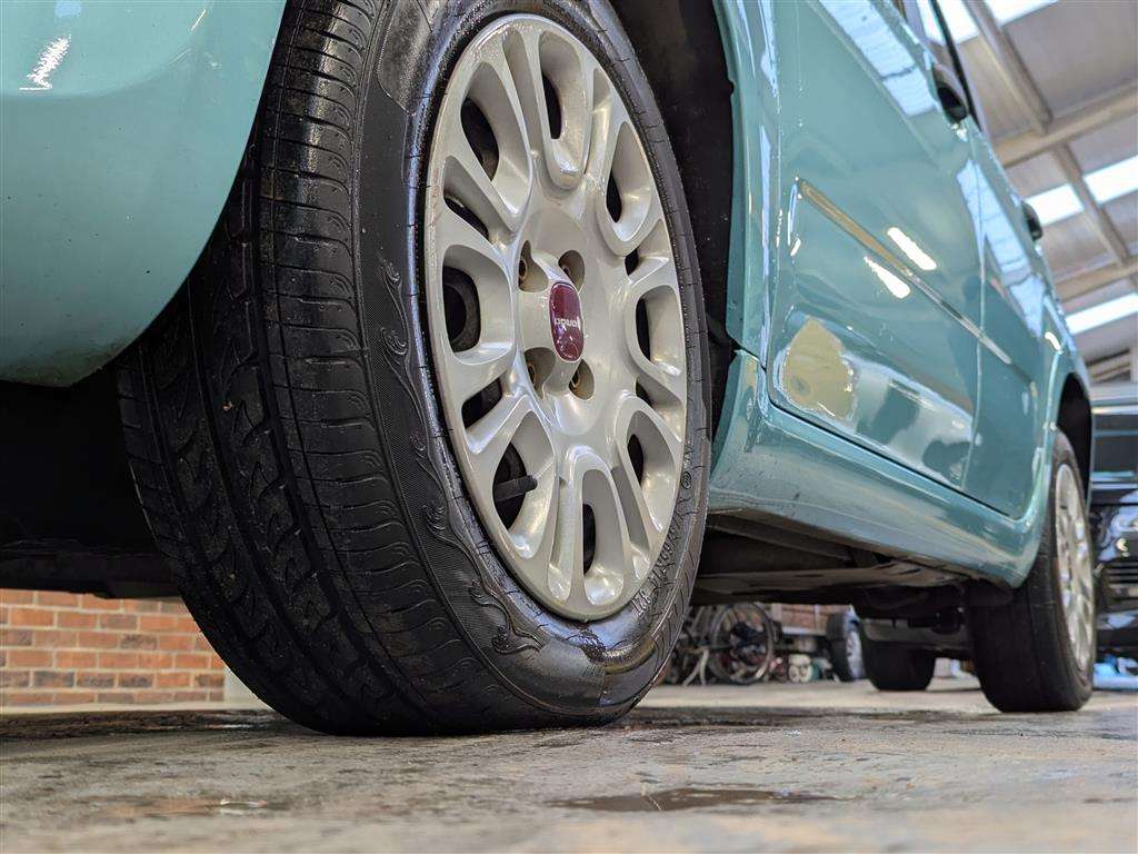 <p>2014 FIAT PANDA EASY</p>