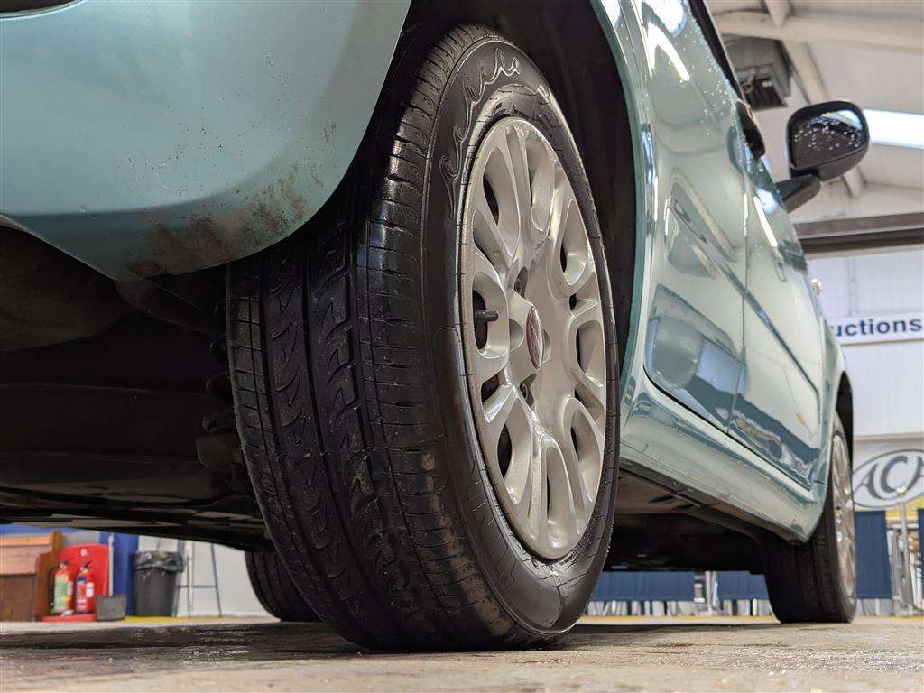 <p>2014 FIAT PANDA EASY</p>