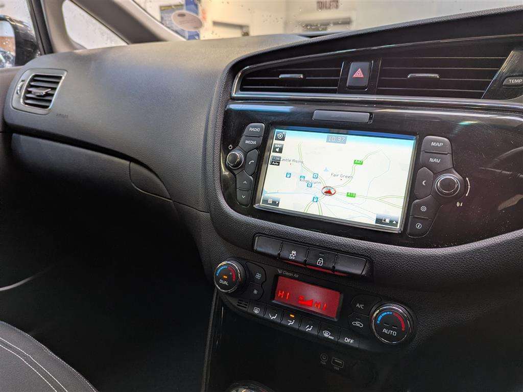 <p>2016 KIA CEED 3 ECODYNAMICS CRDI S</p>