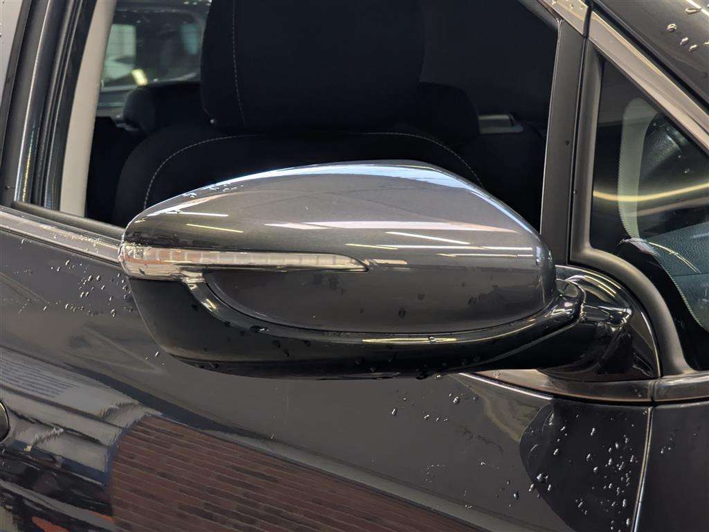 <p>2016 KIA CEED 3 ECODYNAMICS CRDI S</p>