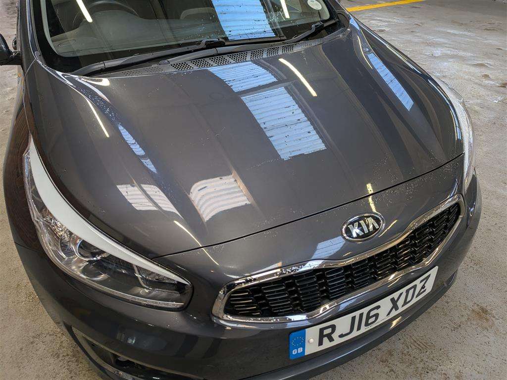 <p>2016 KIA CEED 3 ECODYNAMICS CRDI S</p>