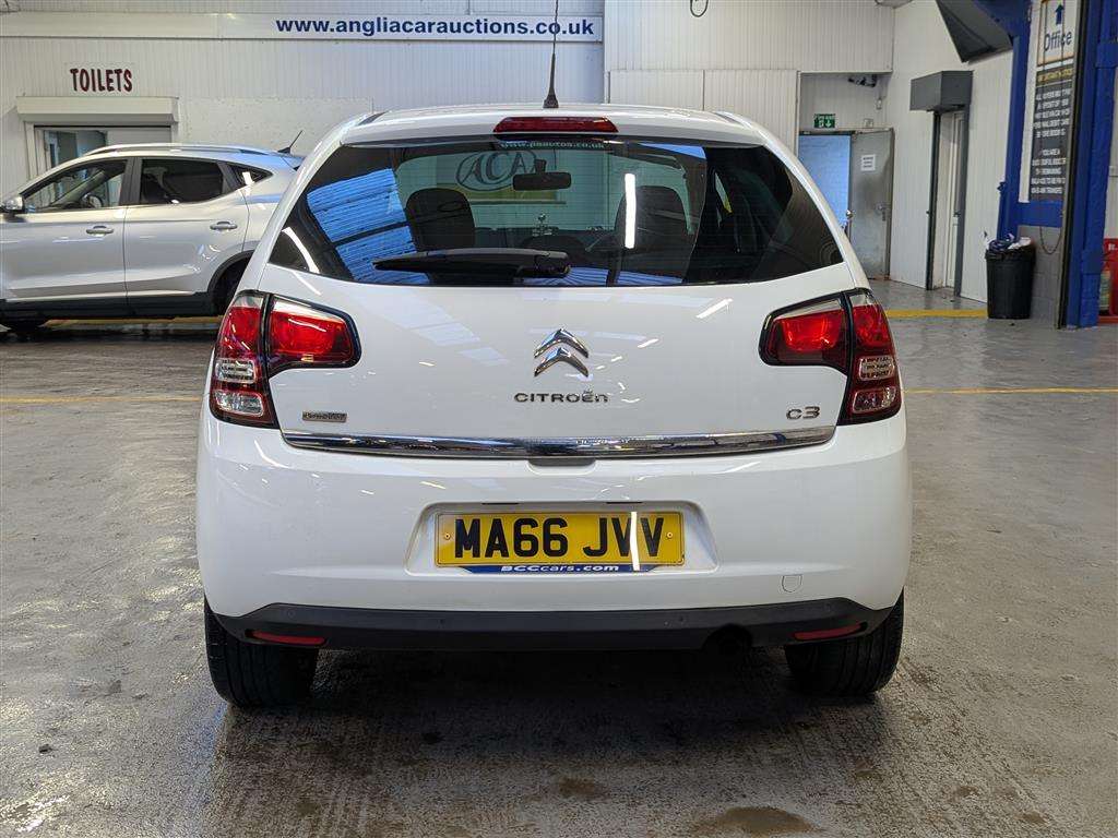 <p>2016 CITROEN C3 PLATINUM PURETECH</p>