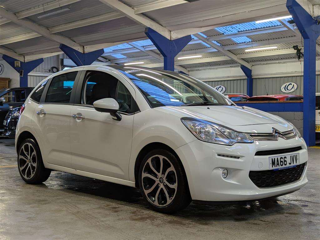 <p>2016 CITROEN C3 PLATINUM PURETECH</p>