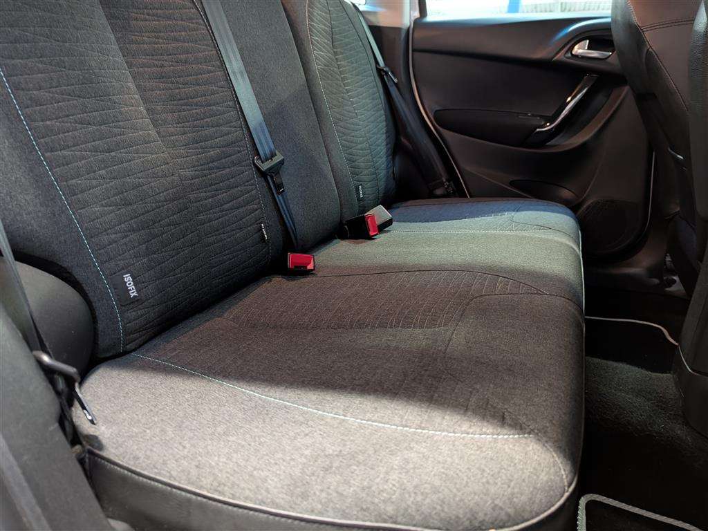 <p>2016 CITROEN C3 PLATINUM PURETECH</p>