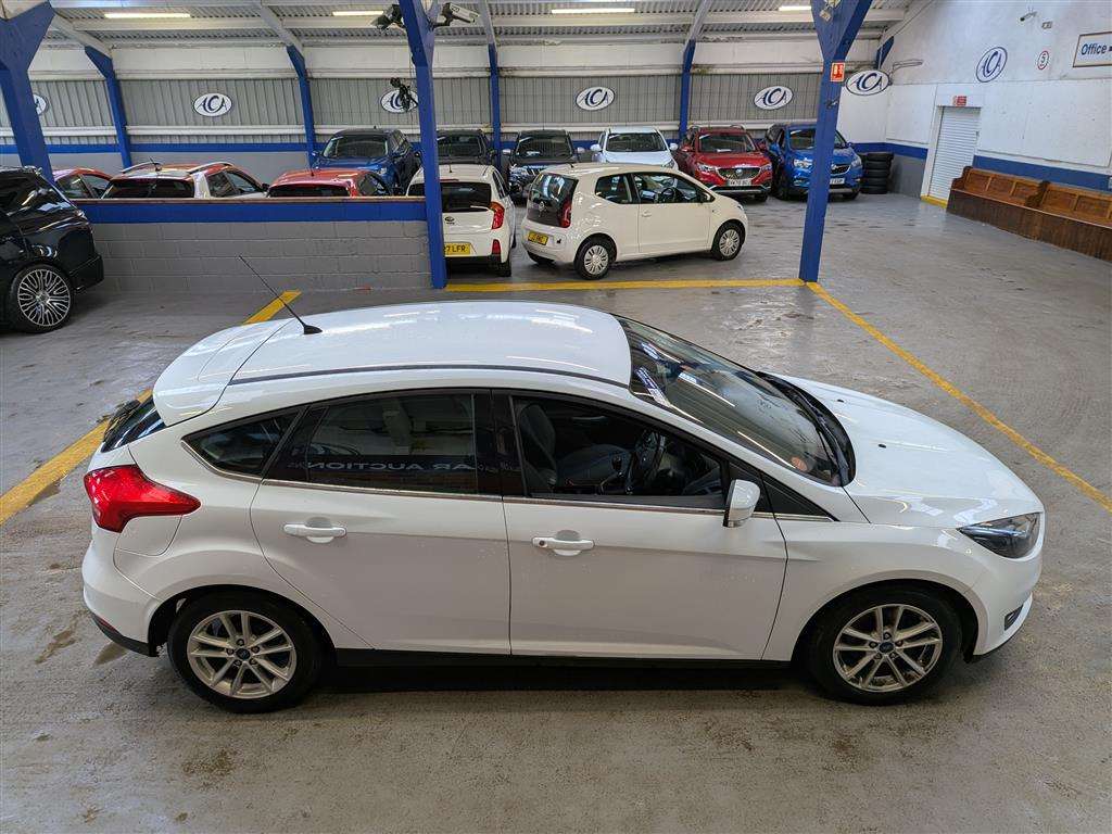 <p>2016 FORD FOCUS ZETEC</p>