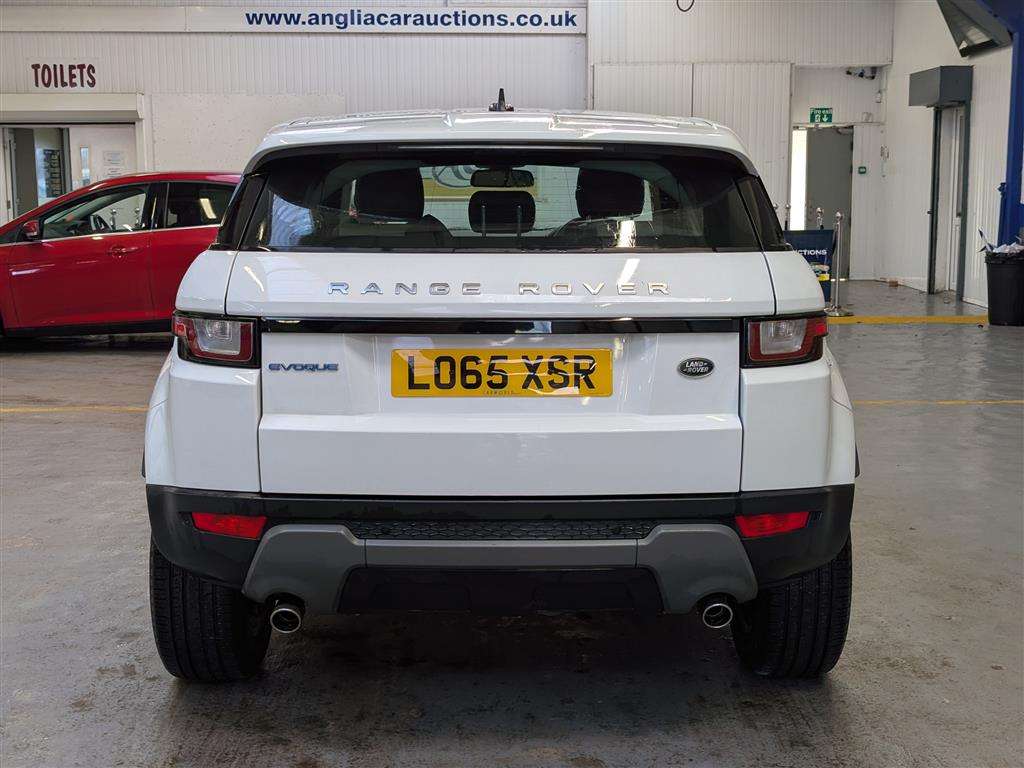 <p>2015 LAND ROVER RANGE ROVER EVOQUE SE TEC</p>