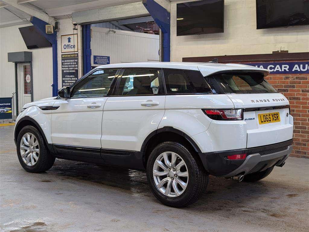 <p>2015 LAND ROVER RANGE ROVER EVOQUE SE TEC</p>