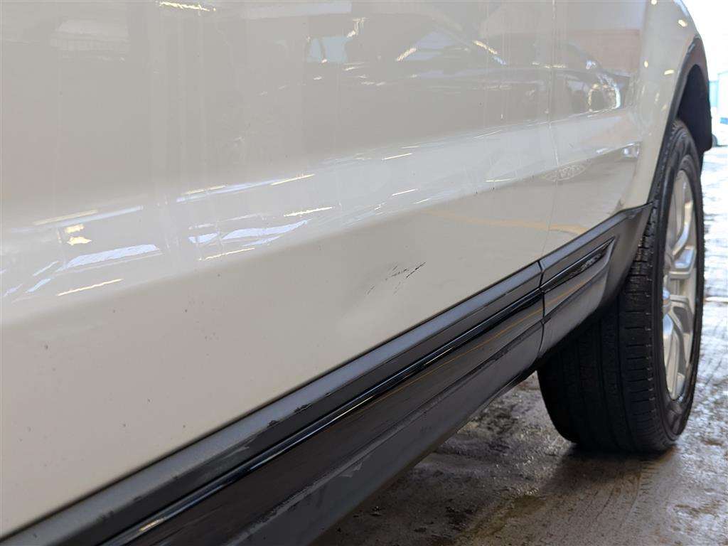 <p>2015 LAND ROVER RANGE ROVER EVOQUE SE TEC</p>