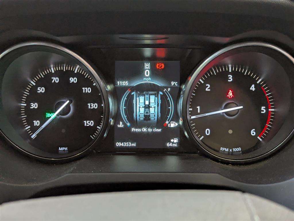 <p>2015 LAND ROVER RANGE ROVER EVOQUE SE TEC</p>