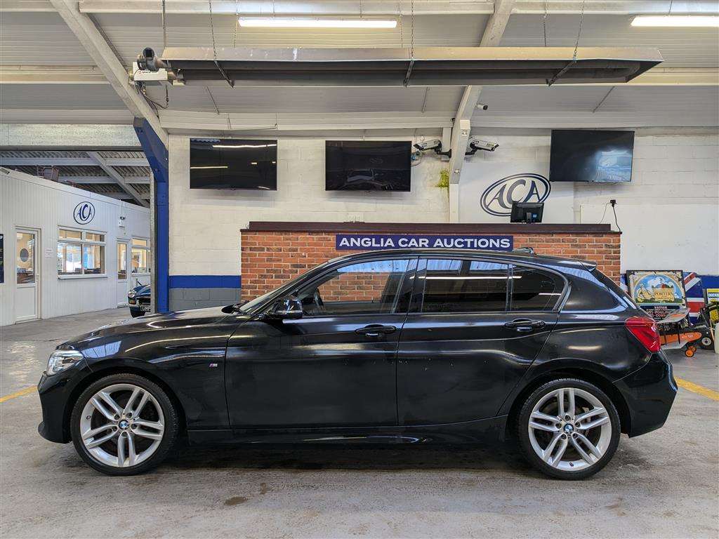 <p>2015 BMW 118D M SPORT</p>