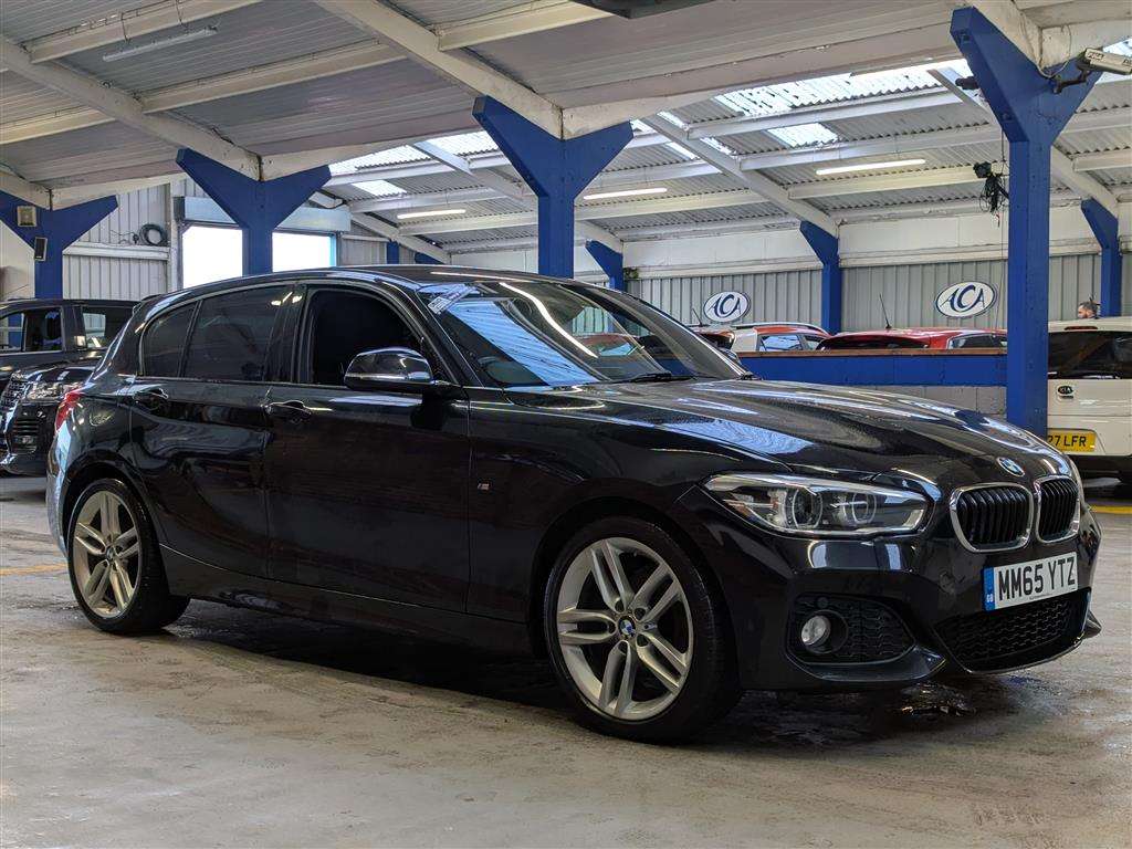 <p>2015 BMW 118D M SPORT</p>