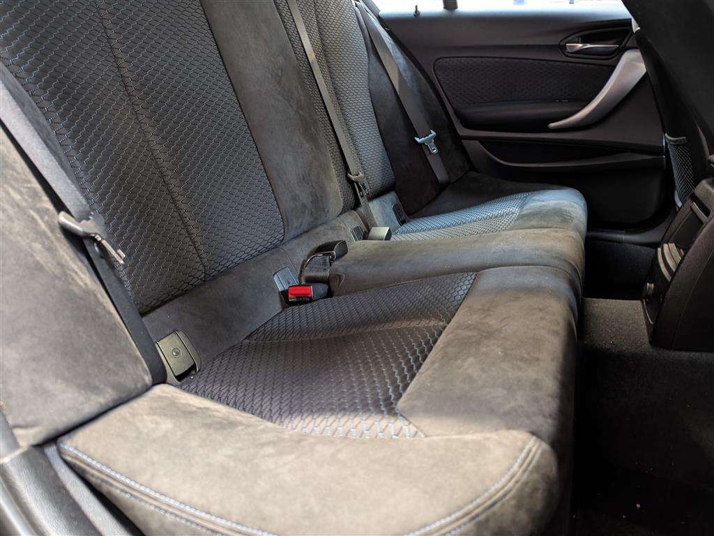 <p>2015 BMW 118D M SPORT</p>