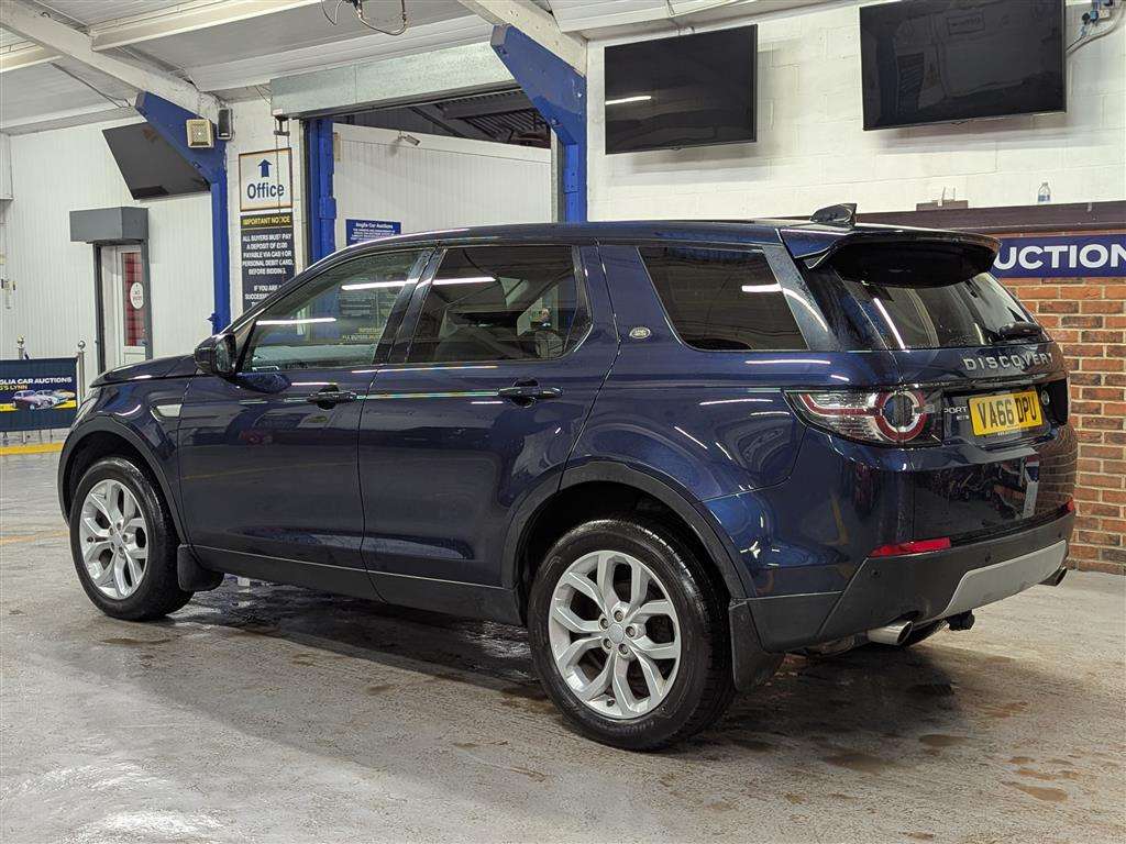 <p>2016 LAND ROVER DISCOVERY SPORT HSE TD4 AUTO</p>