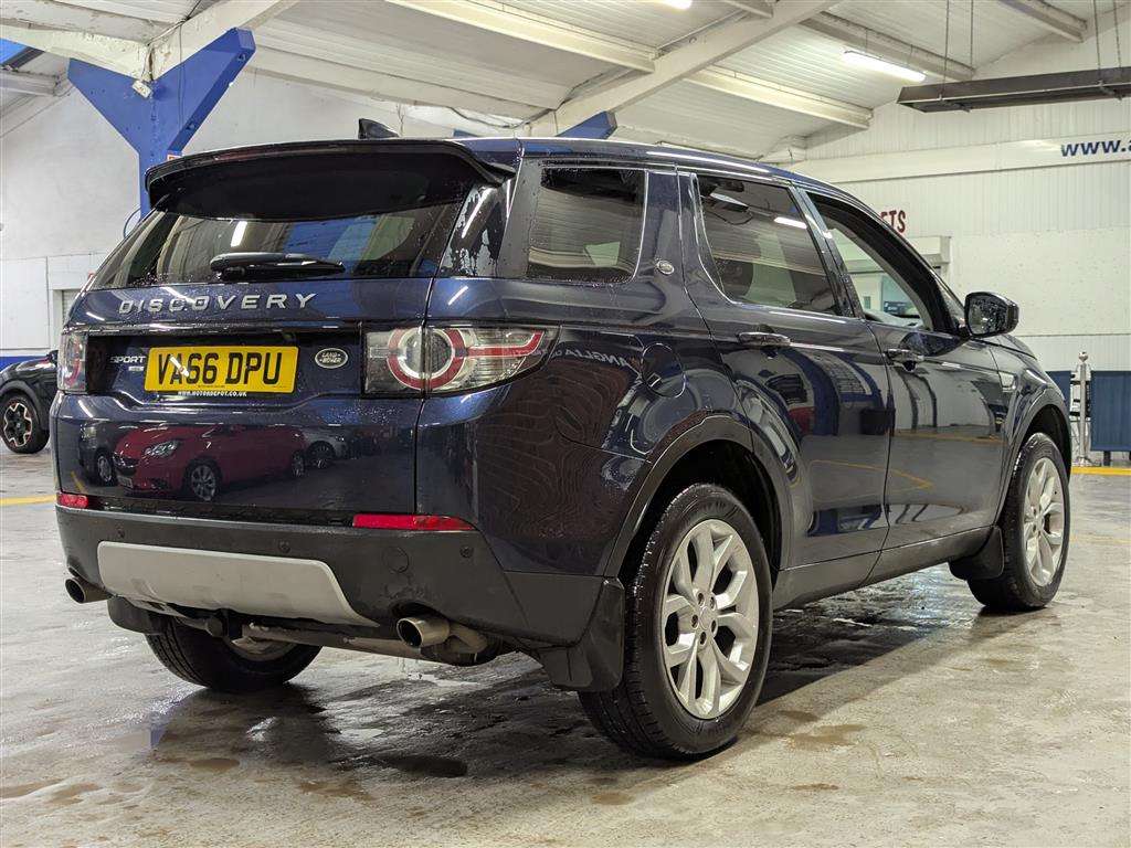 <p>2016 LAND ROVER DISCOVERY SPORT HSE TD4 AUTO</p>