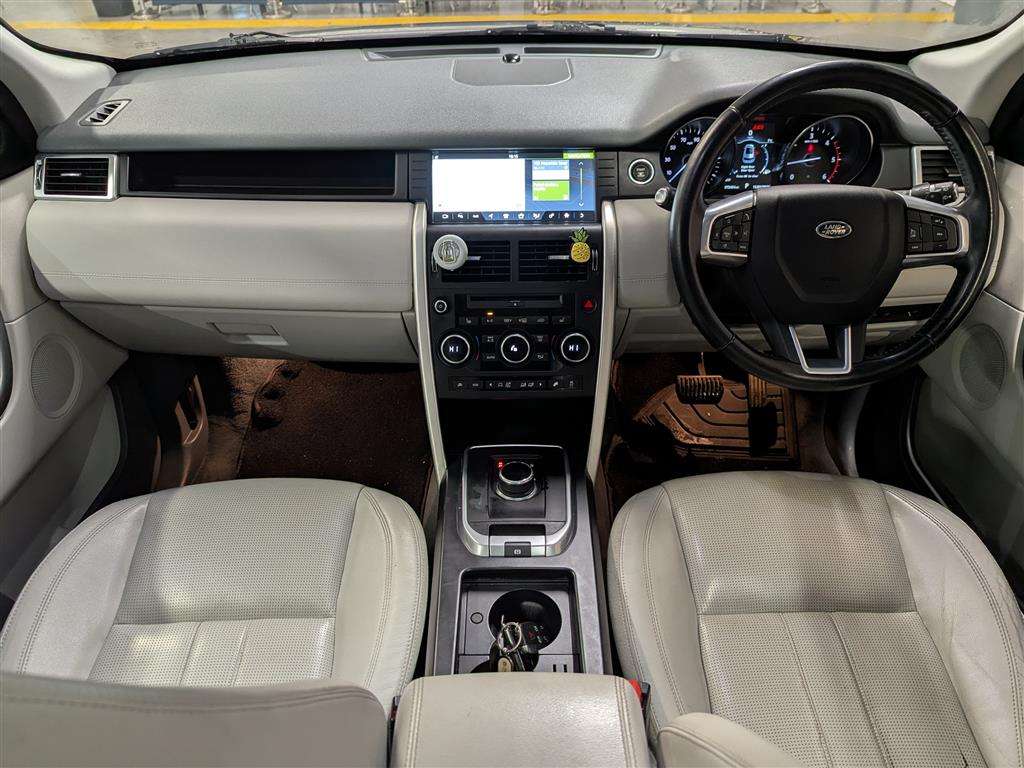 <p>2016 LAND ROVER DISCOVERY SPORT HSE TD4 AUTO</p>