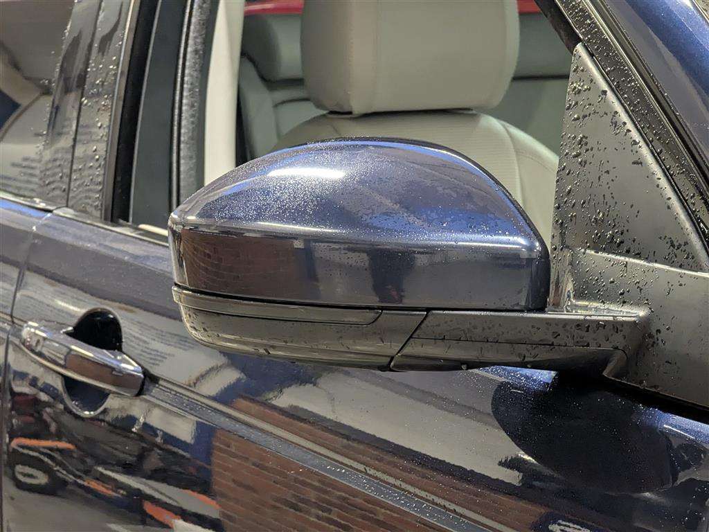 <p>2016 LAND ROVER DISCOVERY SPORT HSE TD4 AUTO</p>