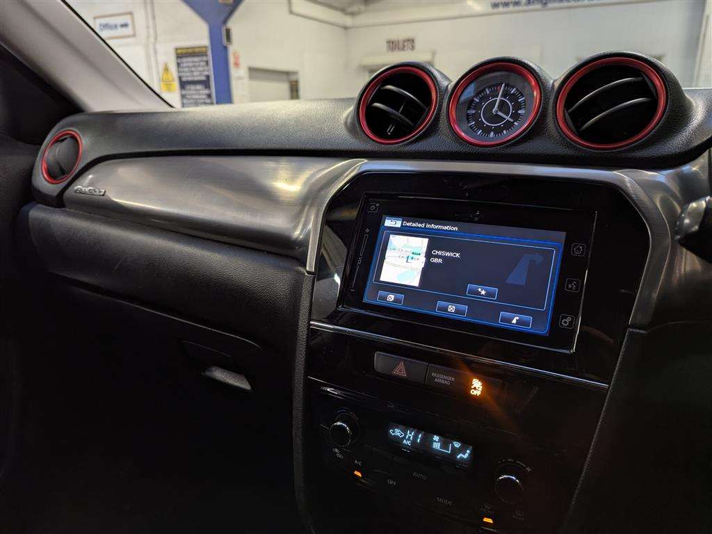 <p>2016 SUZUKI VITARA S BOOSTERJET ALLGR</p>