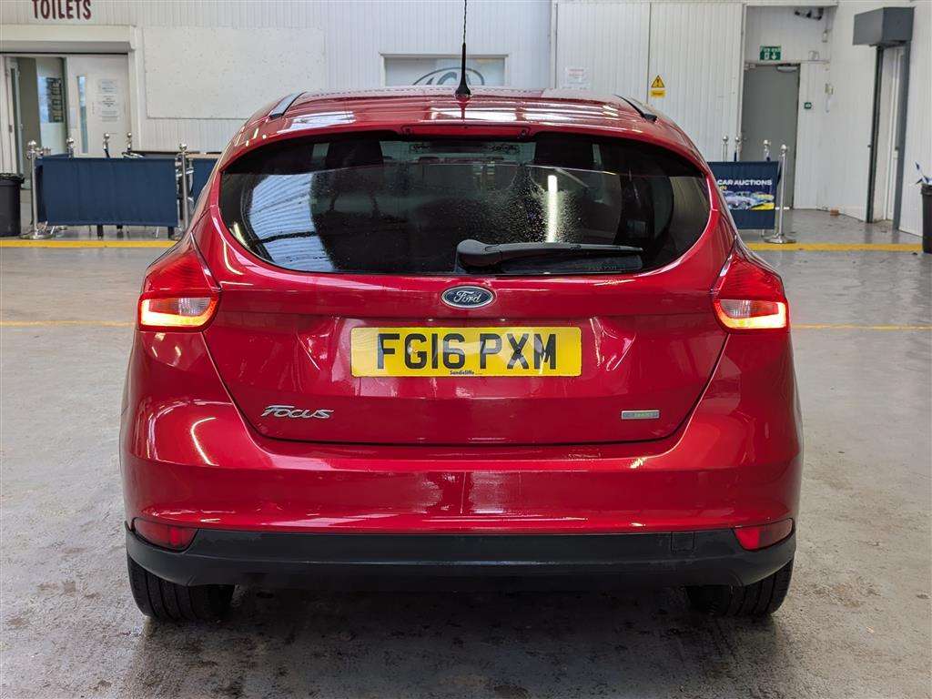<p>2016 FORD FOCUS ZETEC</p>