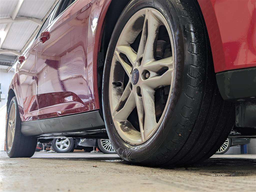 <p>2016 FORD FOCUS ZETEC</p>