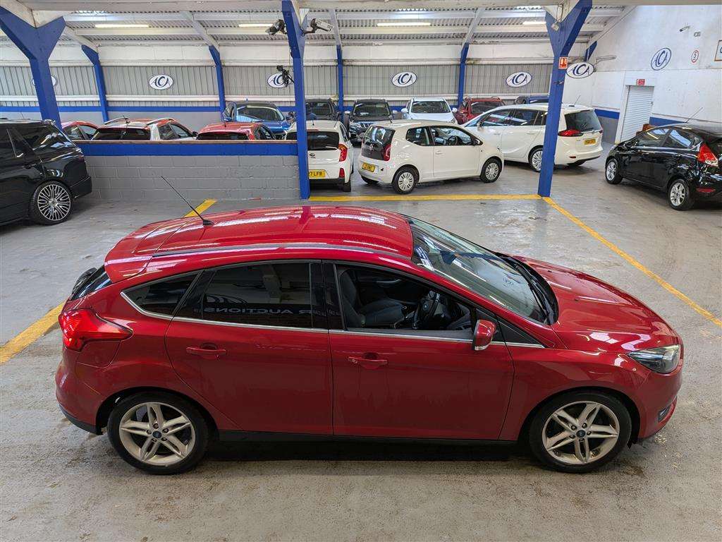 <p>2016 FORD FOCUS ZETEC</p>