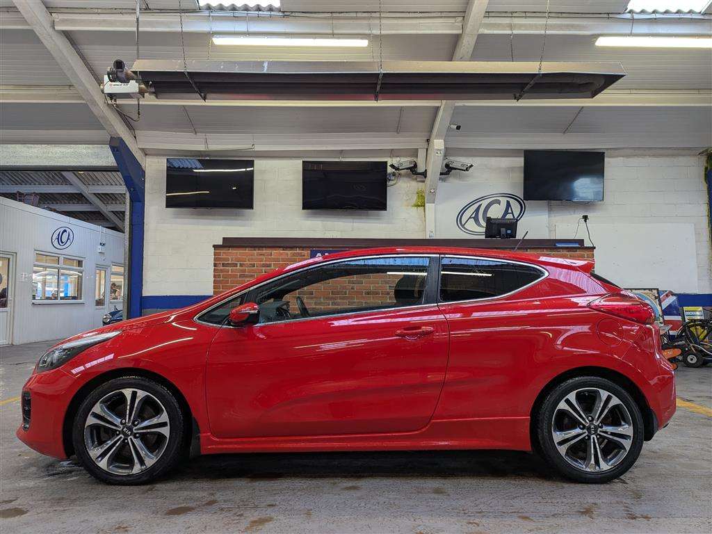 <p>2015 KIA PRO CEED GT-LINE ISG</p>