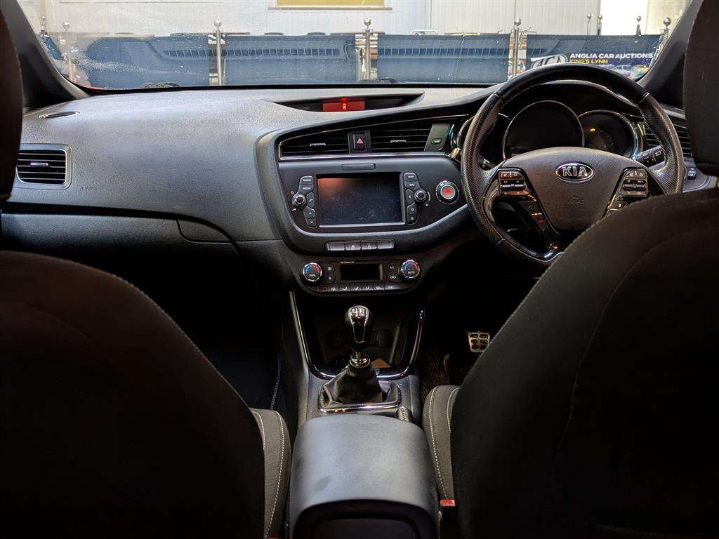 <p>2015 KIA PRO CEED GT-LINE ISG</p>