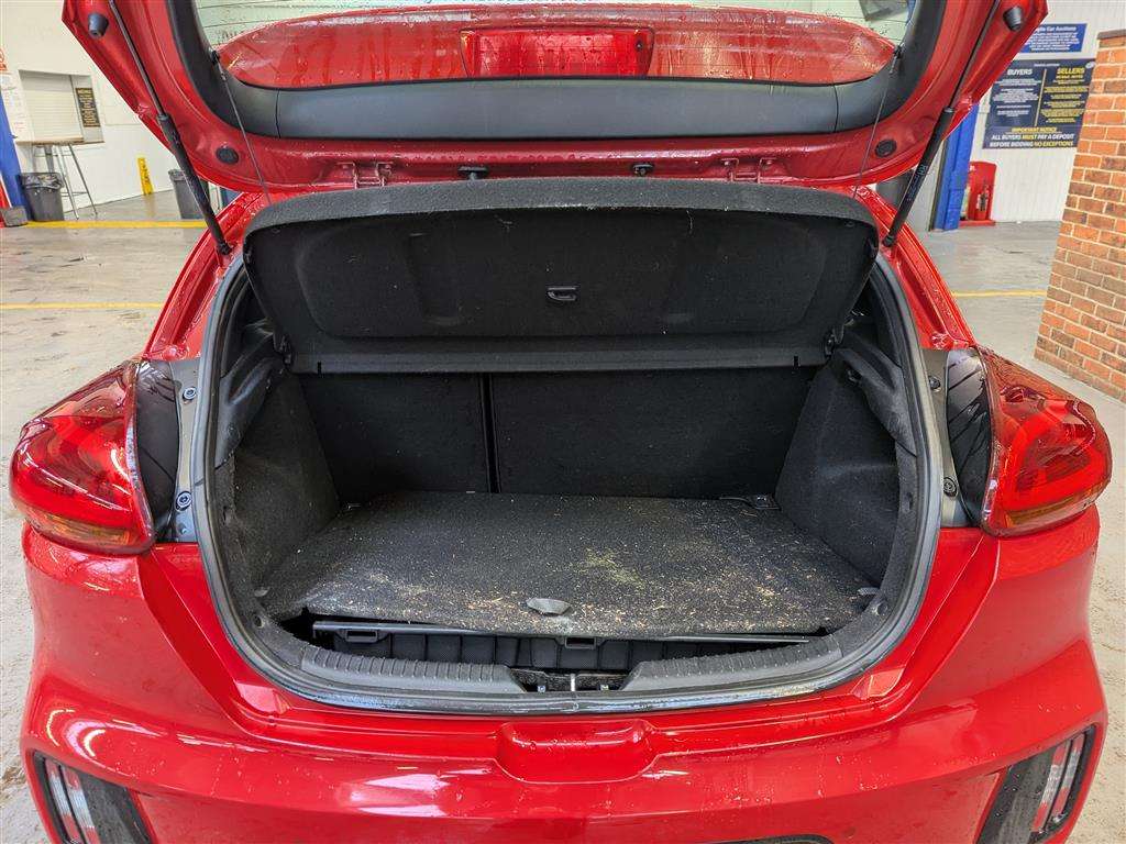 <p>2015 KIA PRO CEED GT-LINE ISG</p>