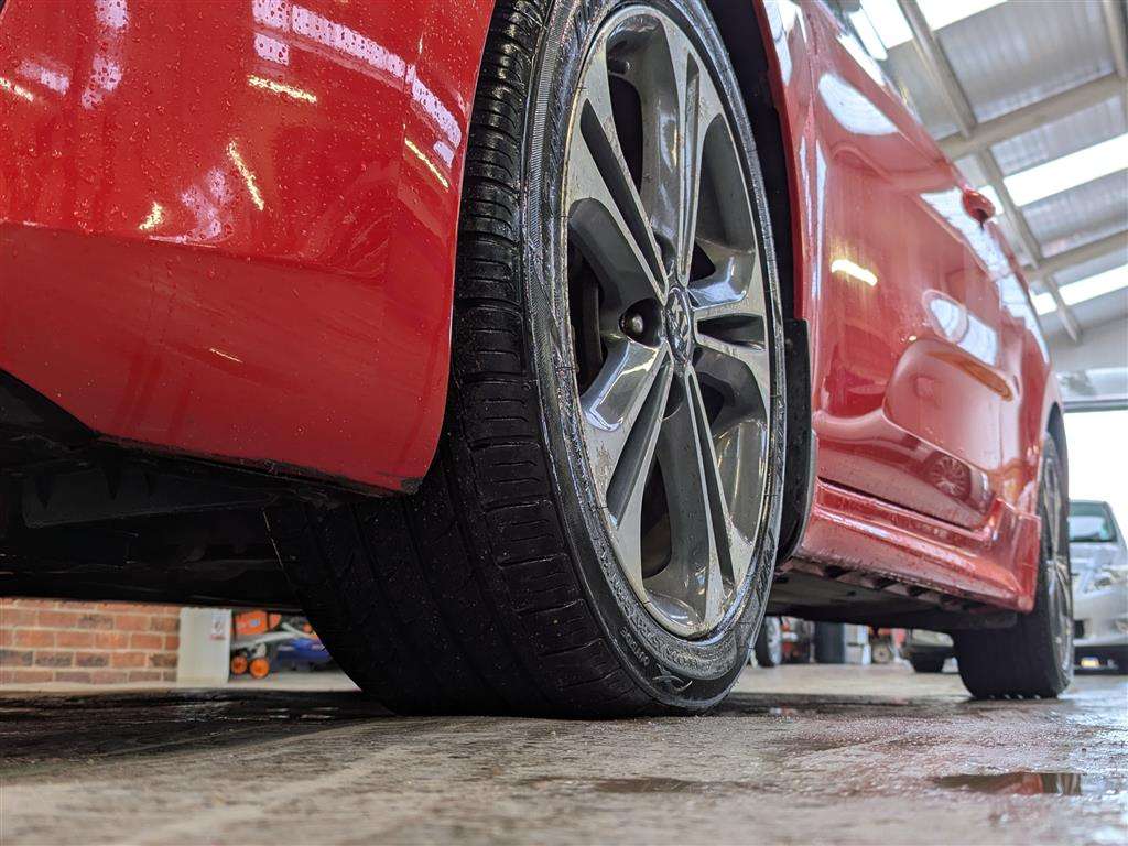 <p>2015 KIA PRO CEED GT-LINE ISG</p>