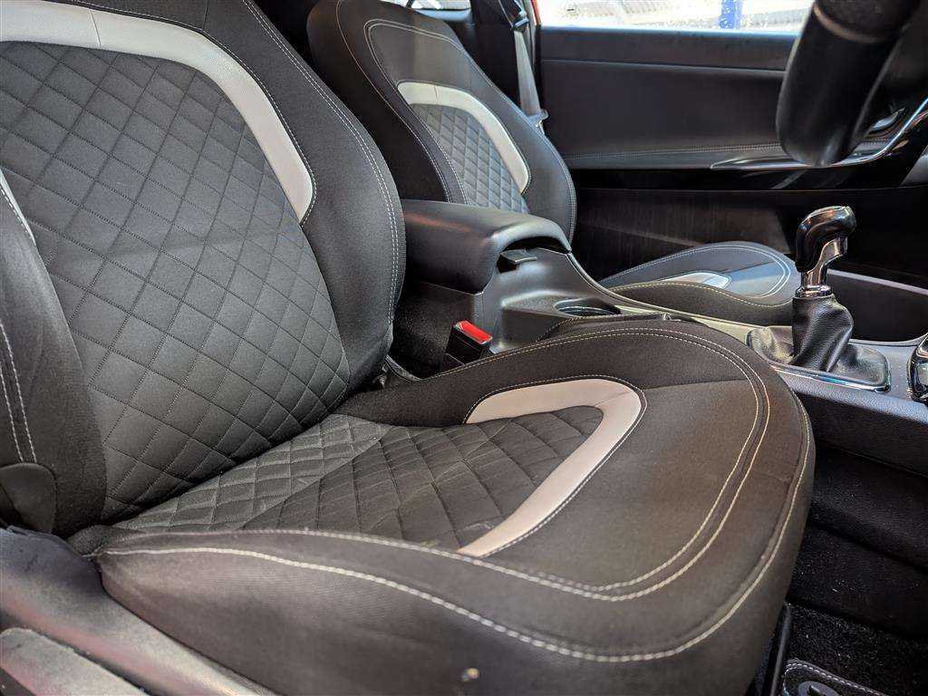 <p>2015 KIA PRO CEED GT-LINE ISG</p>