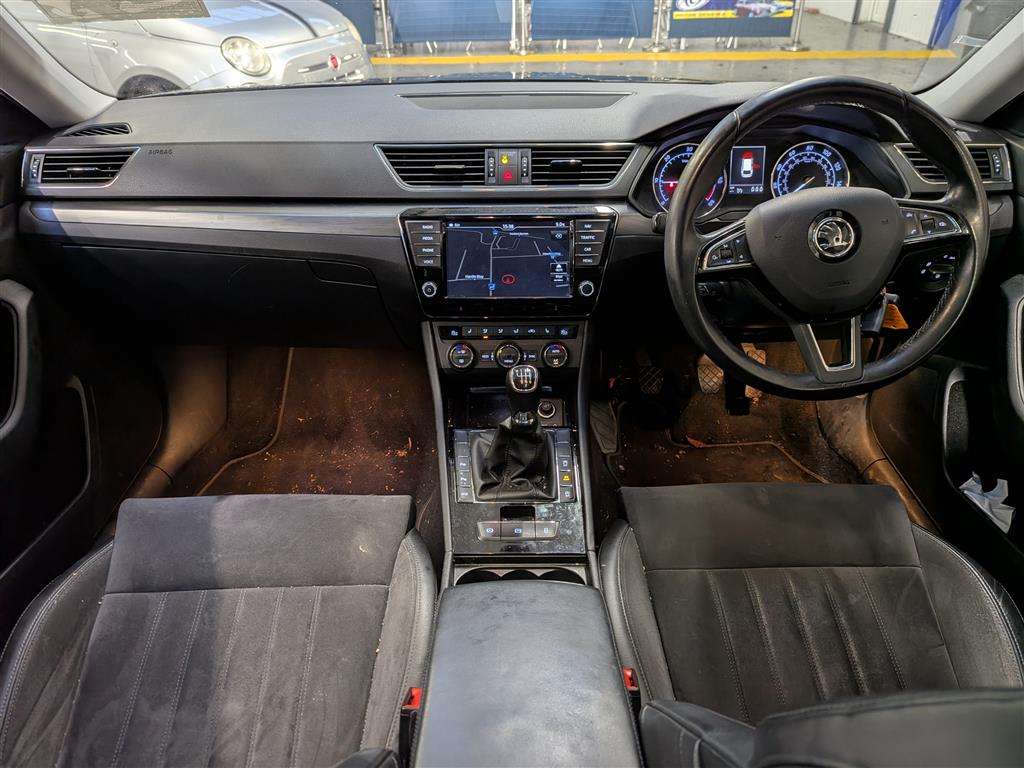 <p>2017 SKODA SUPERB SE L EXECUTIVE TDI</p>