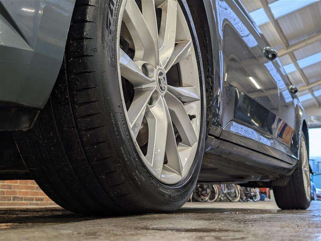 <p>2017 SKODA SUPERB SE L EXECUTIVE TDI</p>