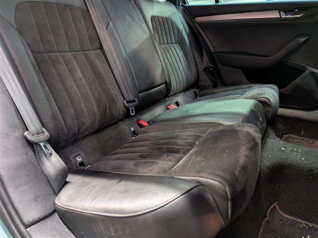 <p>2017 SKODA SUPERB SE L EXECUTIVE TDI</p>