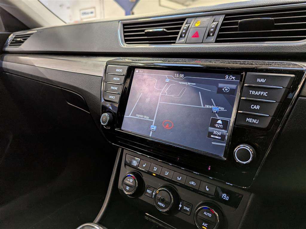 <p>2017 SKODA SUPERB SE L EXECUTIVE TDI</p>