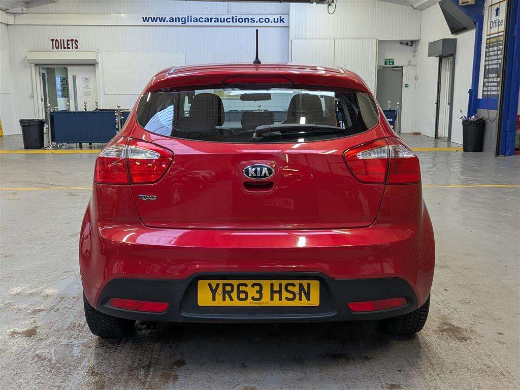 <p>2013 KIA RIO 1 AIR</p>