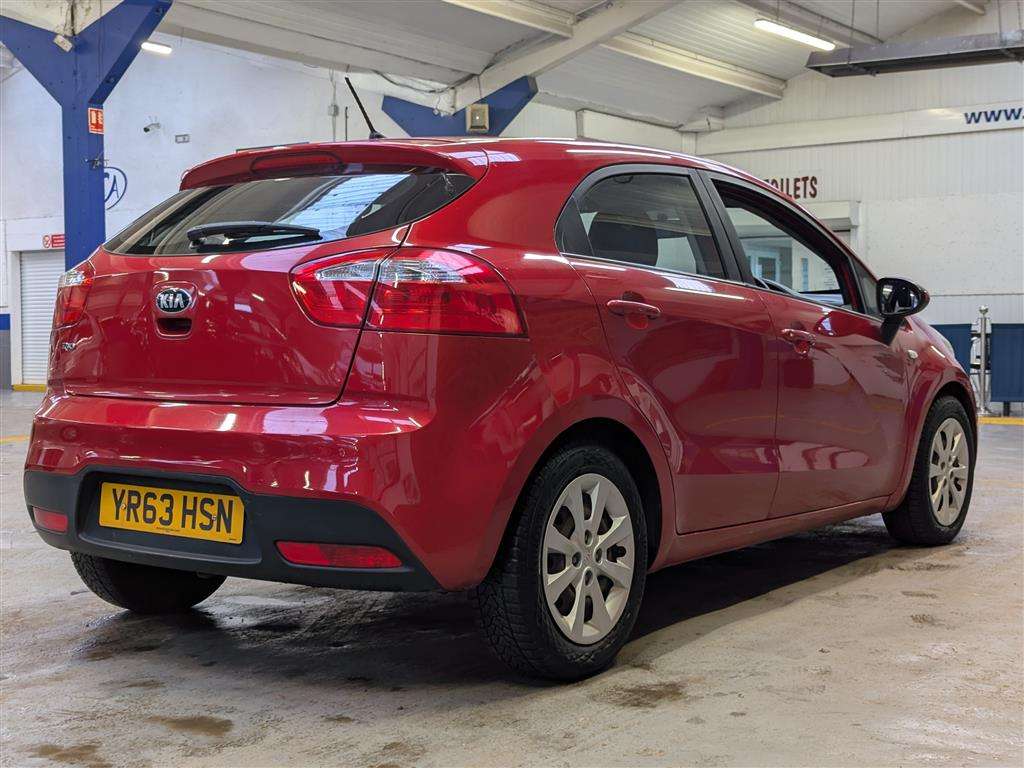 <p>2013 KIA RIO 1 AIR</p>