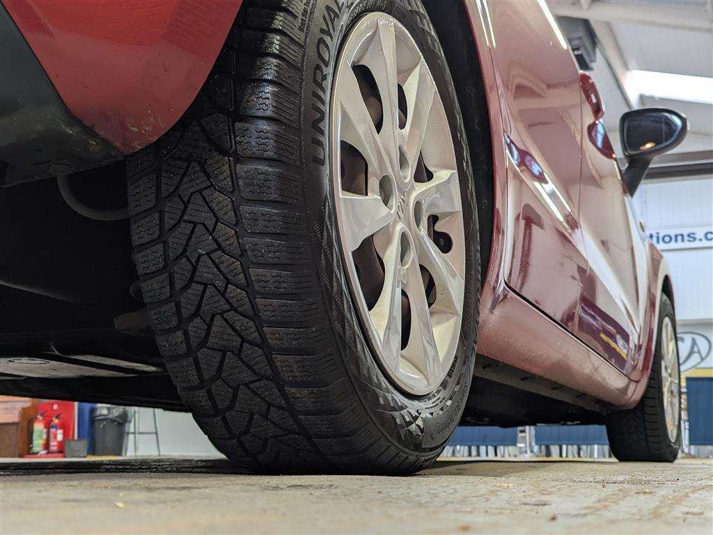 <p>2013 KIA RIO 1 AIR</p>