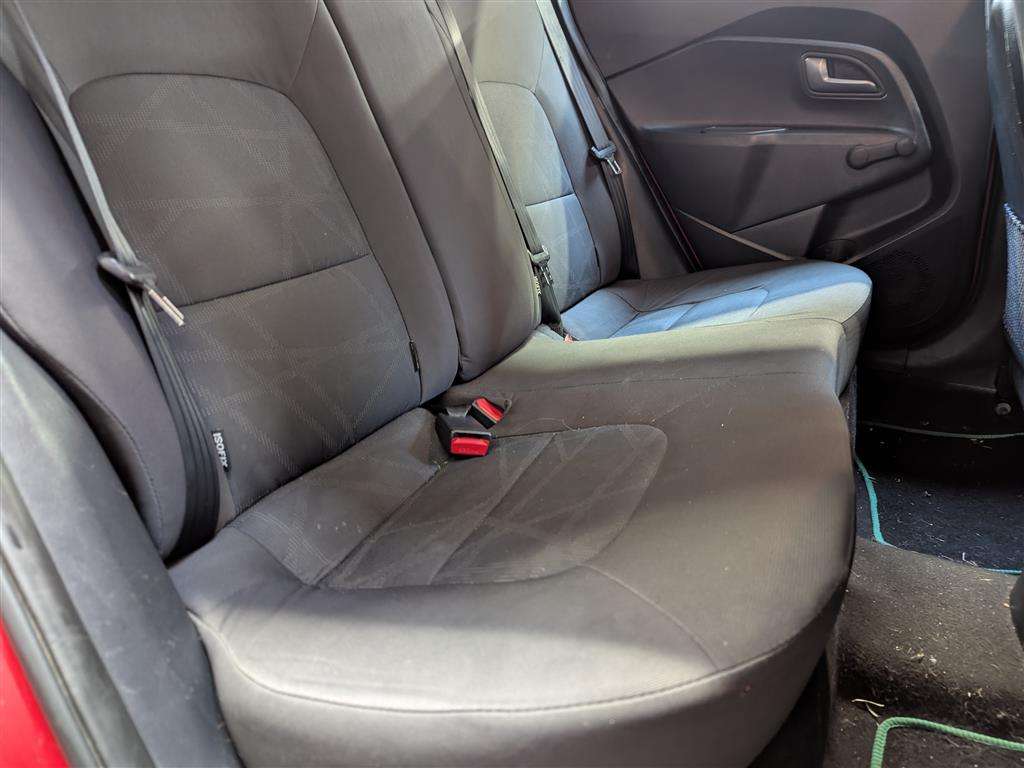 <p>2013 KIA RIO 1 AIR</p>