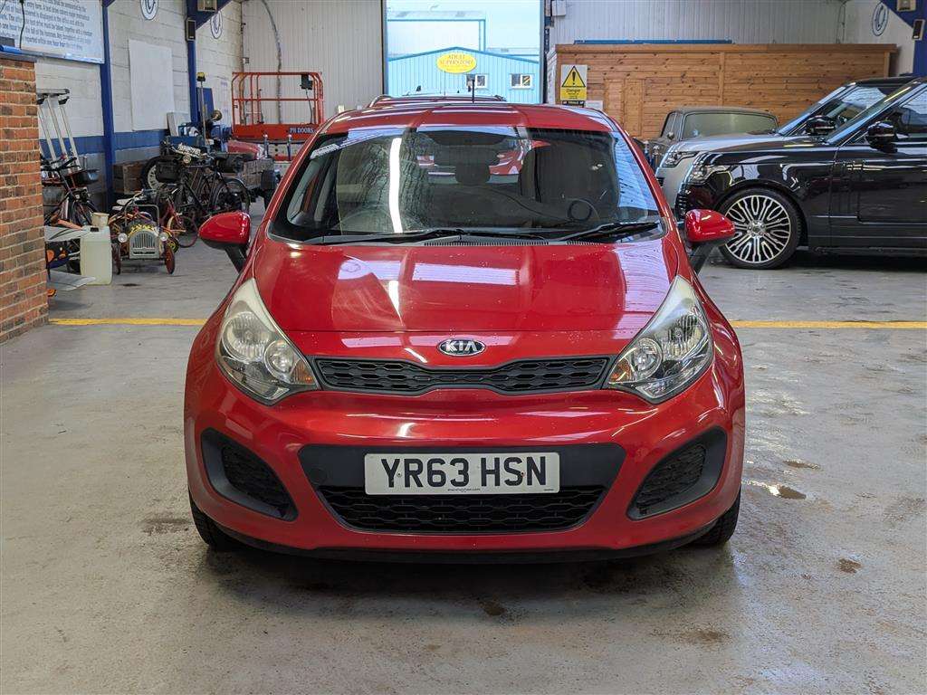 <p>2013 KIA RIO 1 AIR</p>
