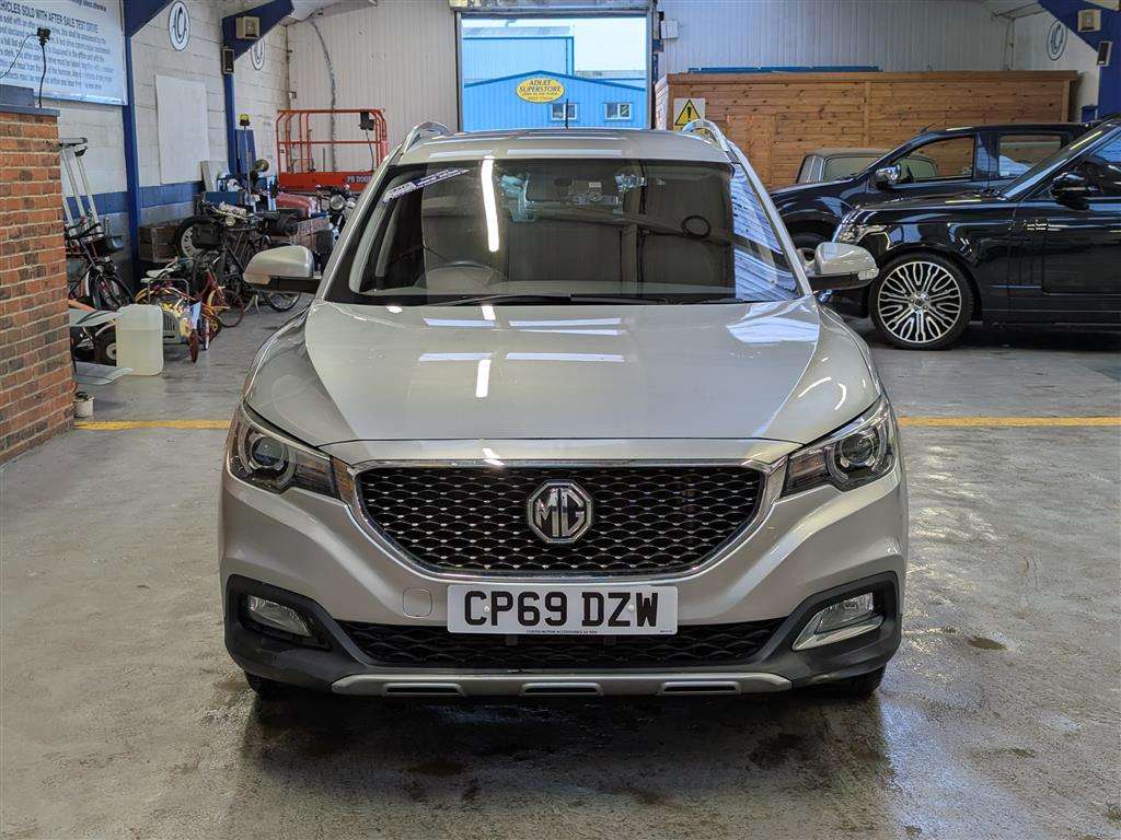 <p>2019 MG ZS EXCLUSIVE TURBO AUTO</p>