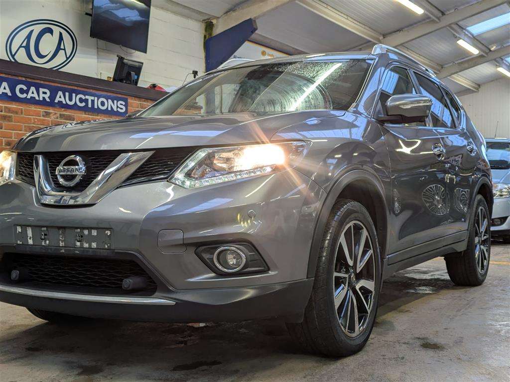 <p>2017 NISSAN X-TRAIL N-VISION DCI 4X4</p>