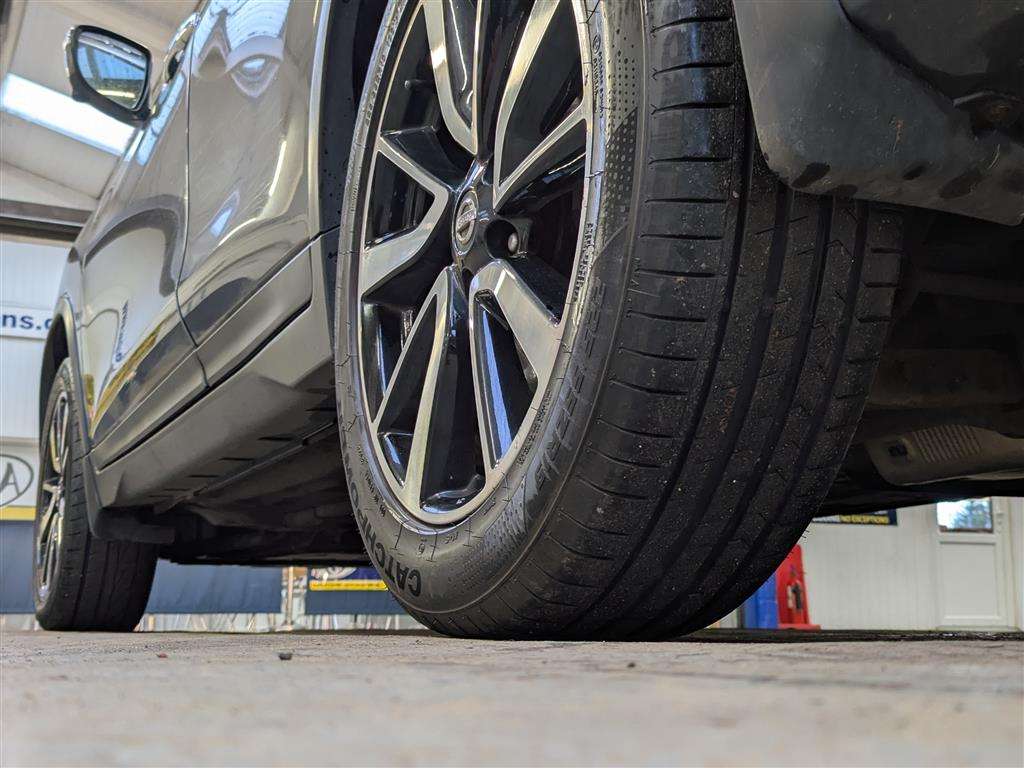 <p>2017 NISSAN X-TRAIL N-VISION DCI 4X4</p>