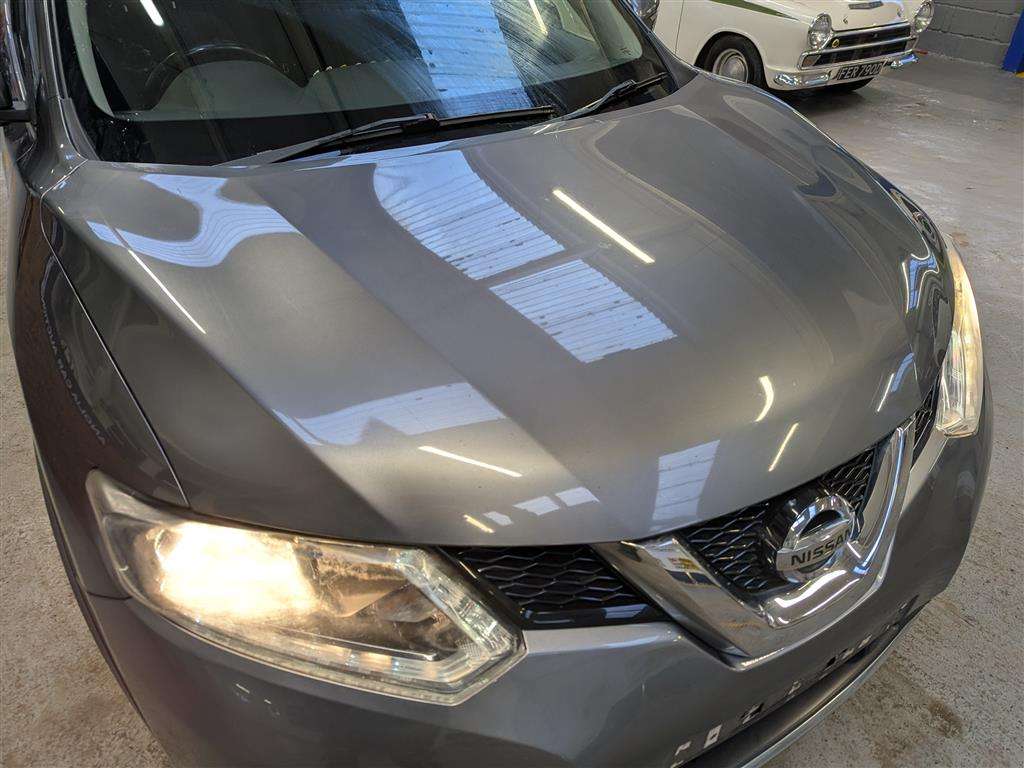 <p>2017 NISSAN X-TRAIL N-VISION DCI 4X4</p>