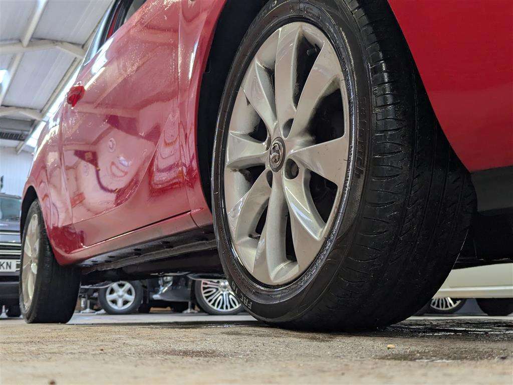 <p>2018 VAUXHALL CORSA ENERGY AC</p>